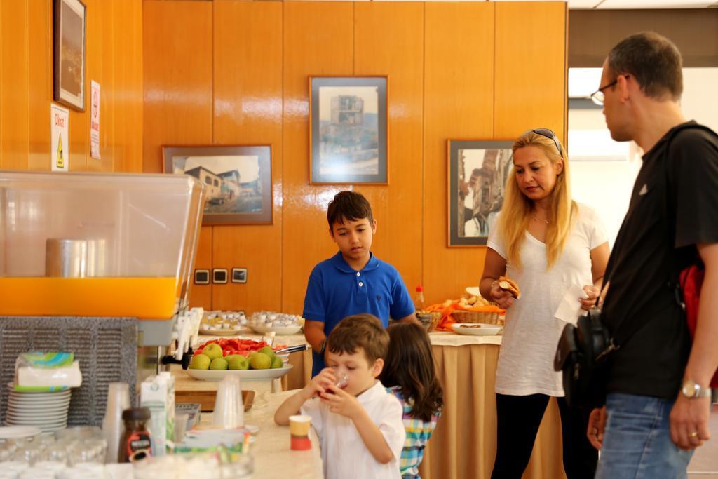 Ridvan Hotel Çeşme Esterno foto