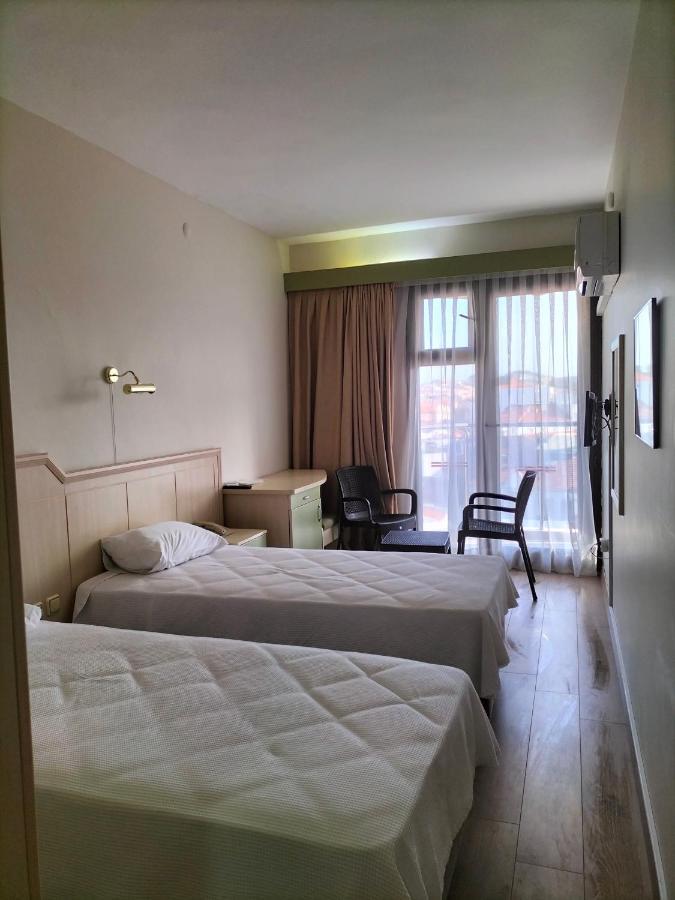 Ridvan Hotel Çeşme Esterno foto