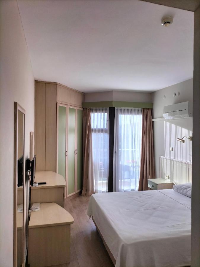 Ridvan Hotel Çeşme Esterno foto